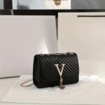 Stylish Quilted Shoulder Bag
